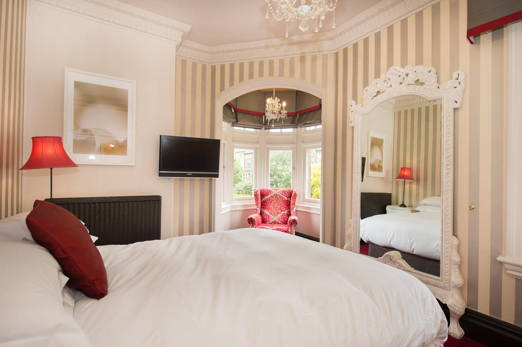 Balmoral Hotel Harrogate Kamer foto