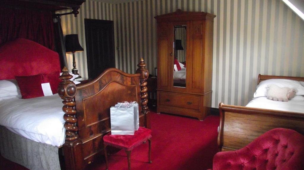 Balmoral Hotel Harrogate Kamer foto