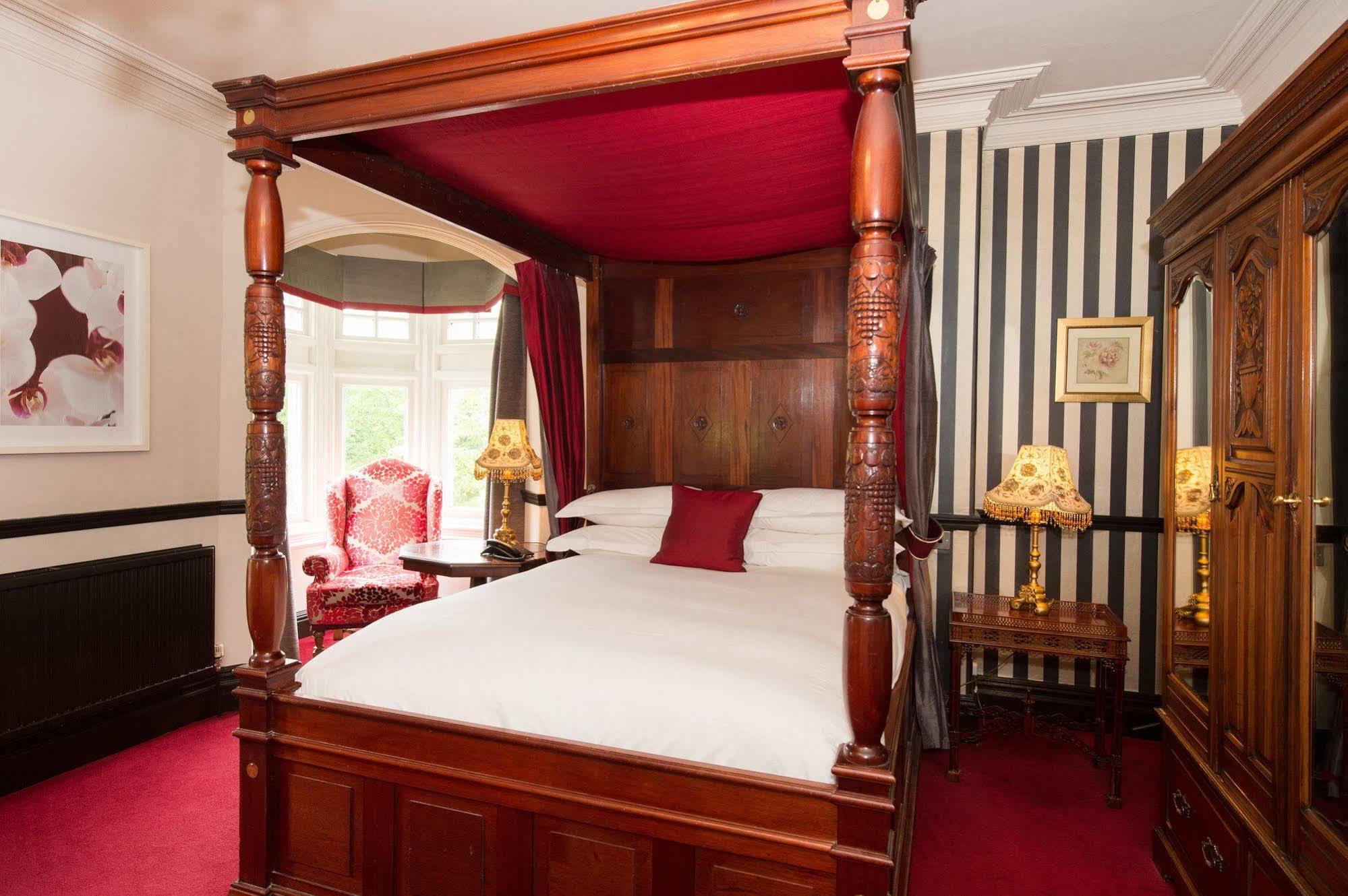 Balmoral Hotel Harrogate Buitenkant foto